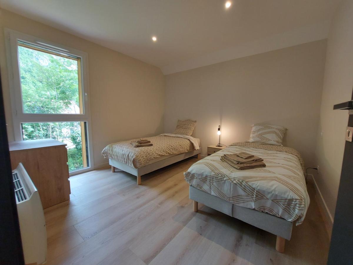 Charmant Et Spacieux Appartement A Quelques Pas Du Lac ดูแอ็งต์ ภายนอก รูปภาพ